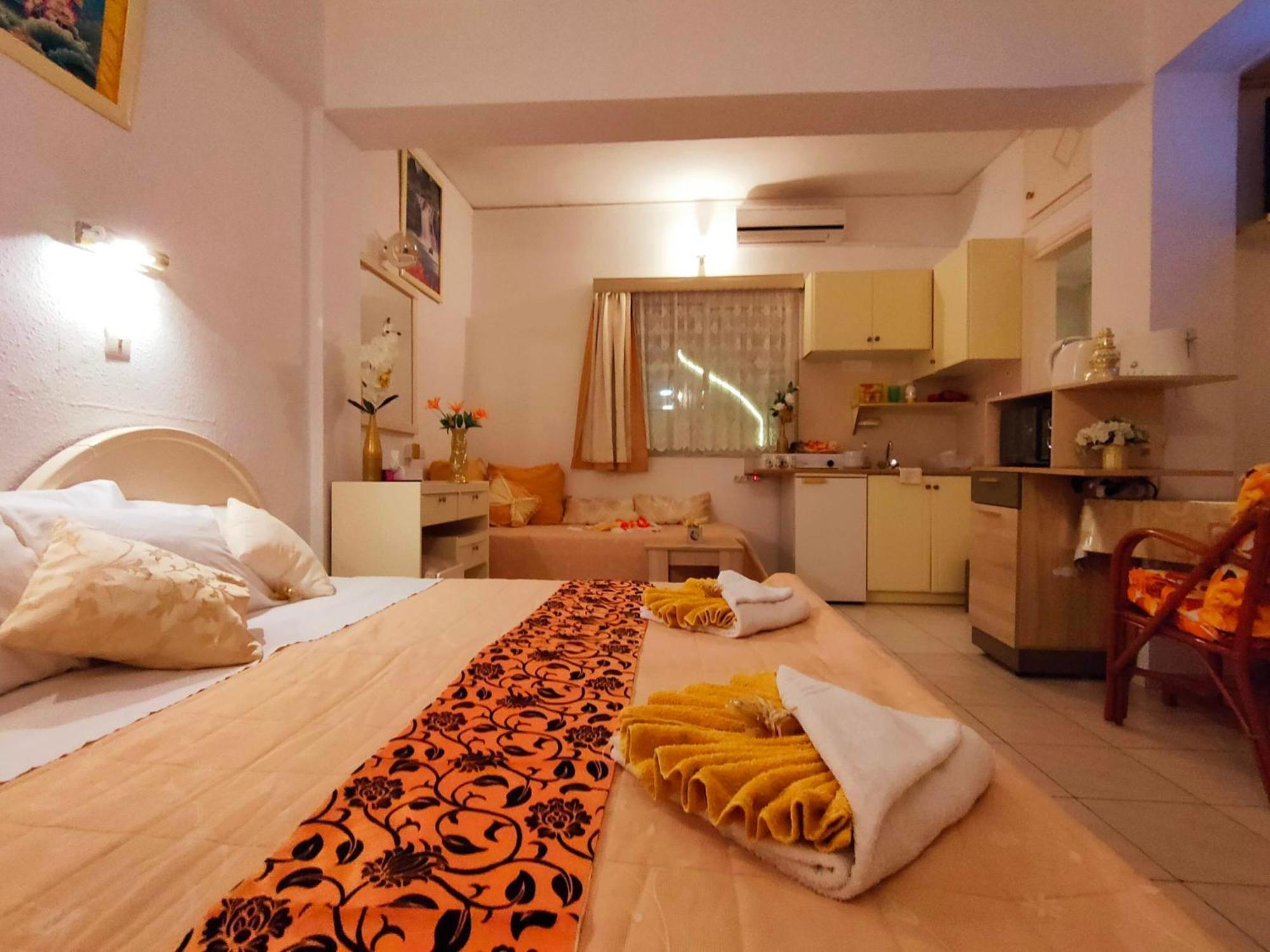 Evli Apartment Rethymno  Exterior photo