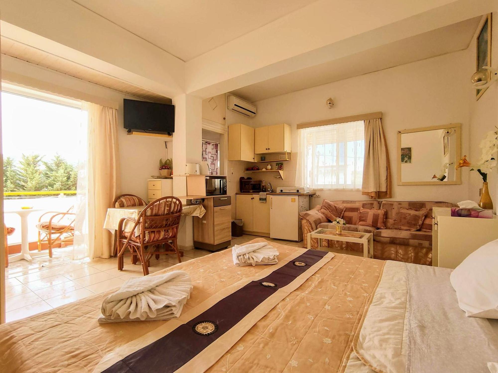 Evli Apartment Rethymno  Exterior photo